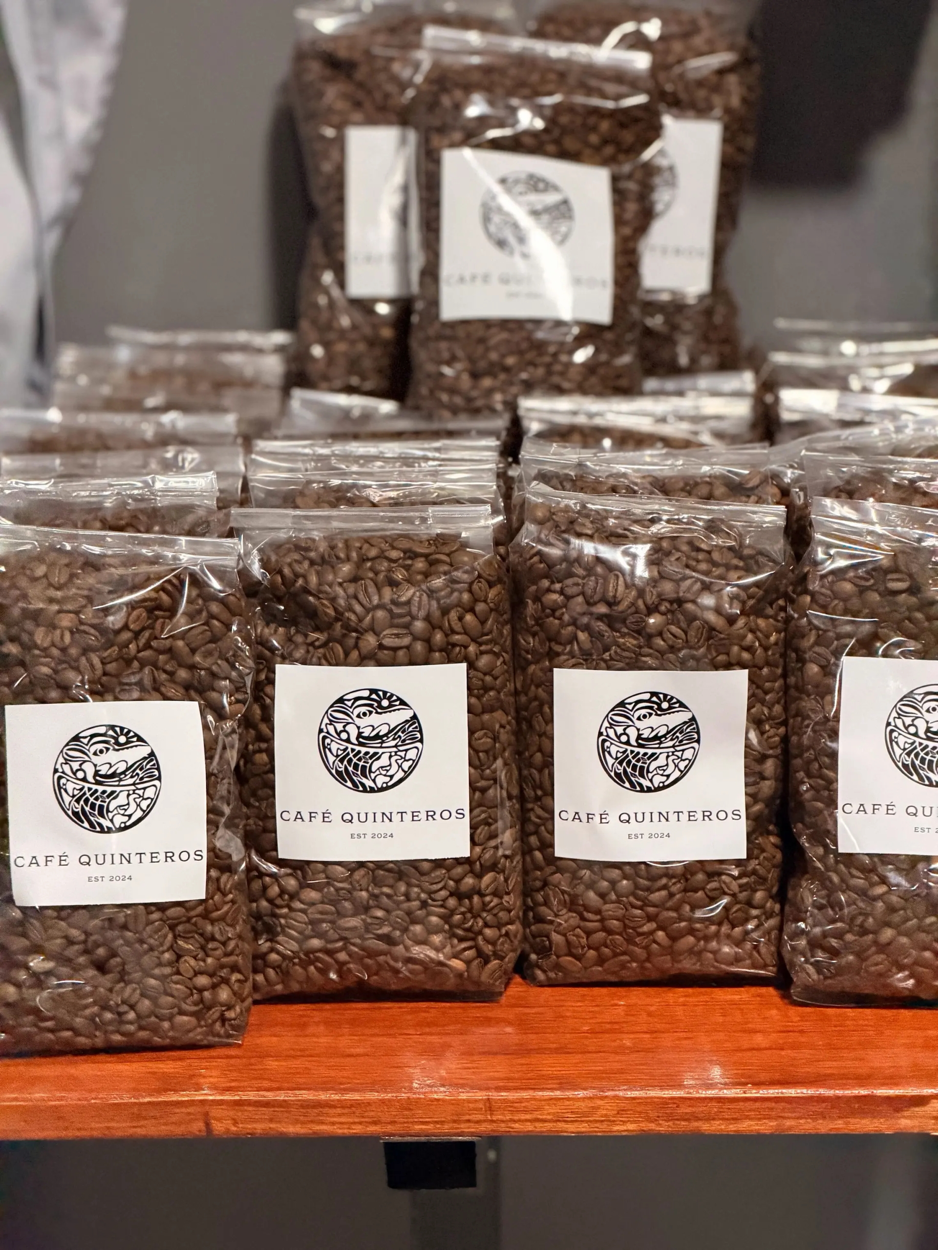 Cafe Quinteros' Coffee beans